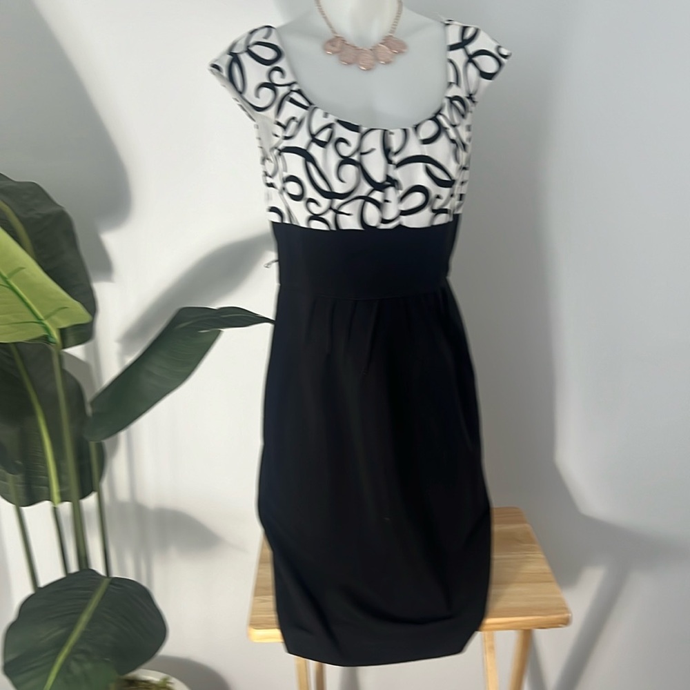 Black & White Scoop Neck Midi Dress with Printed Bodice
